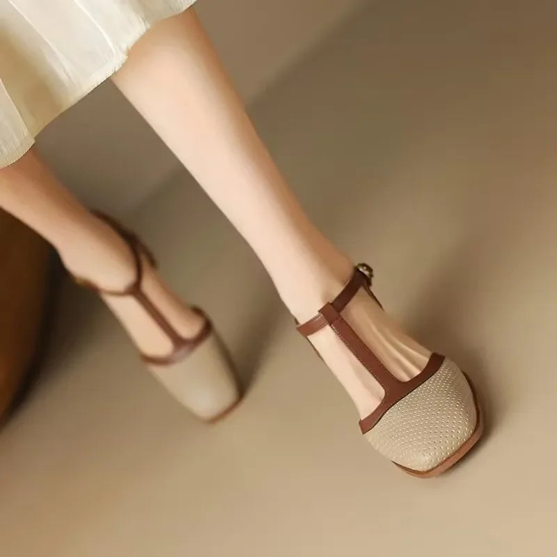 Czółenka Damskie | Czarne Czółenka na Słupku z Paskiem T-Strap | Wygodne i Stylowe Buty na Każdą Okazję 5