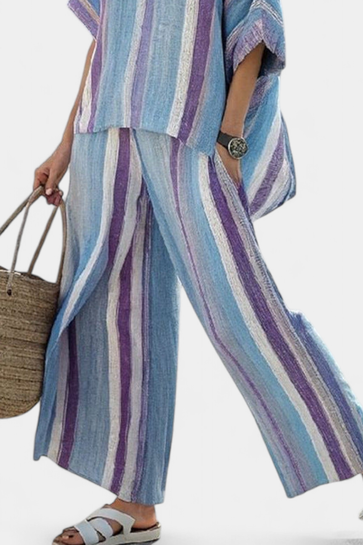 Elegancki pastelowy top i lniane spodnie w paski