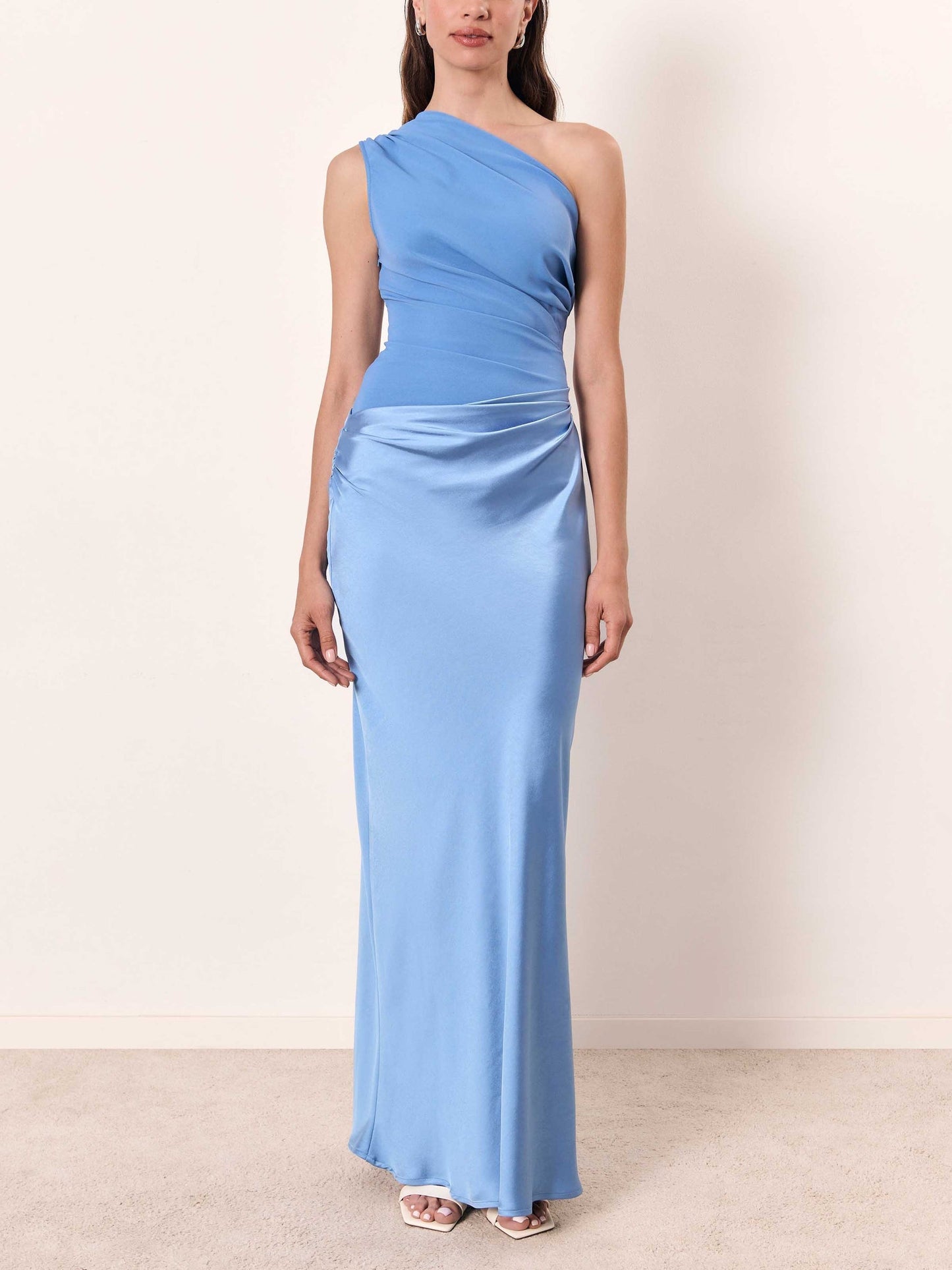 Olivia | Elegancka Plisowana Sukienka Maxi na Wesele 8
