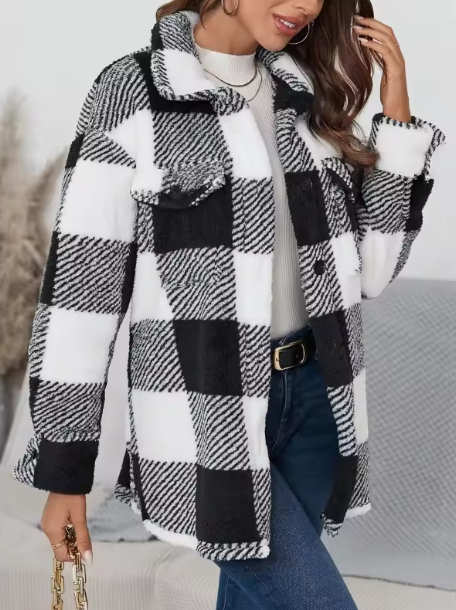 Jesienny Płaszcz w Kratę z Guzikami Sylla