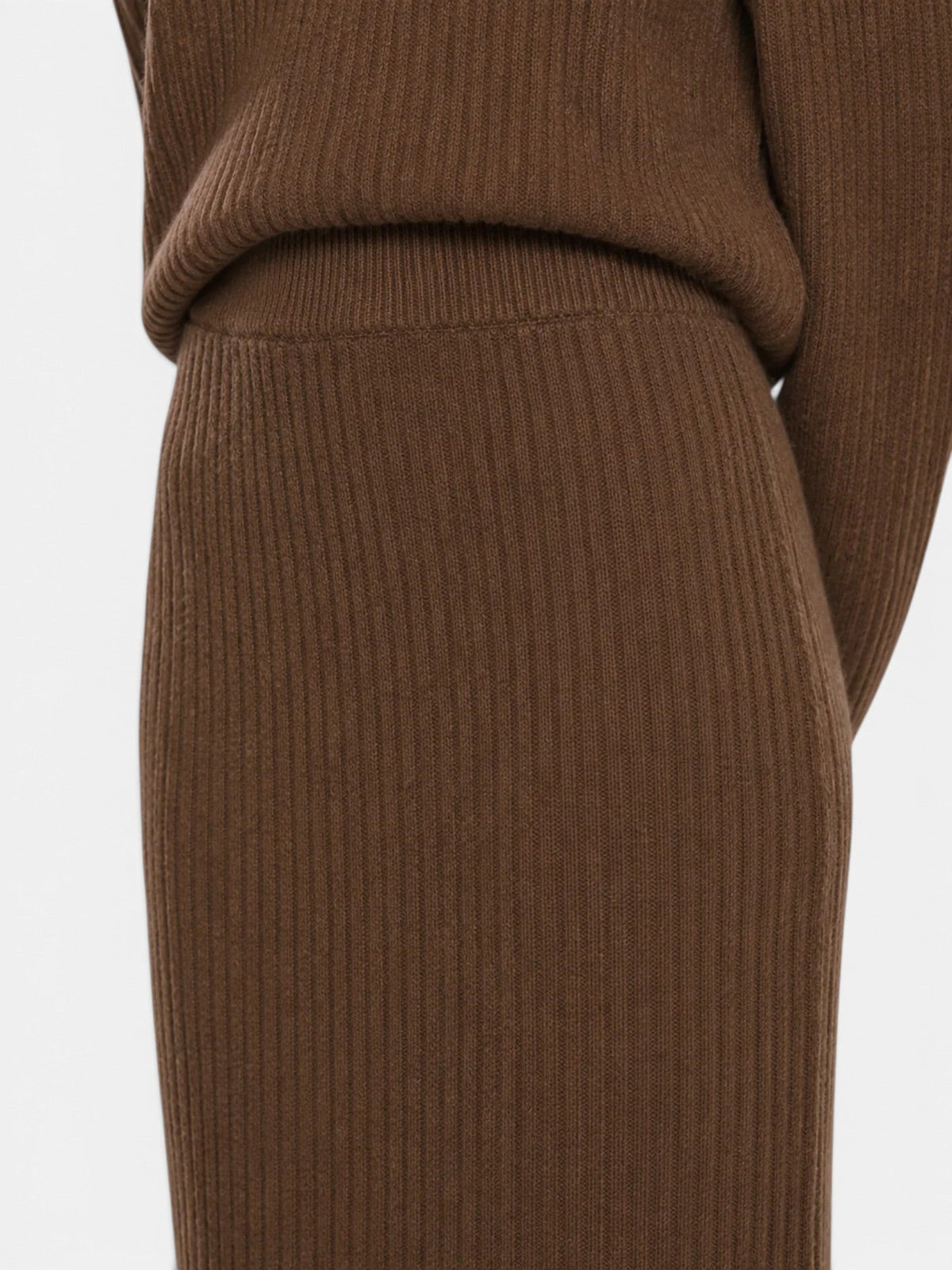 Komplet Damski Dzianinowy Sweter i Spódnica Maxi