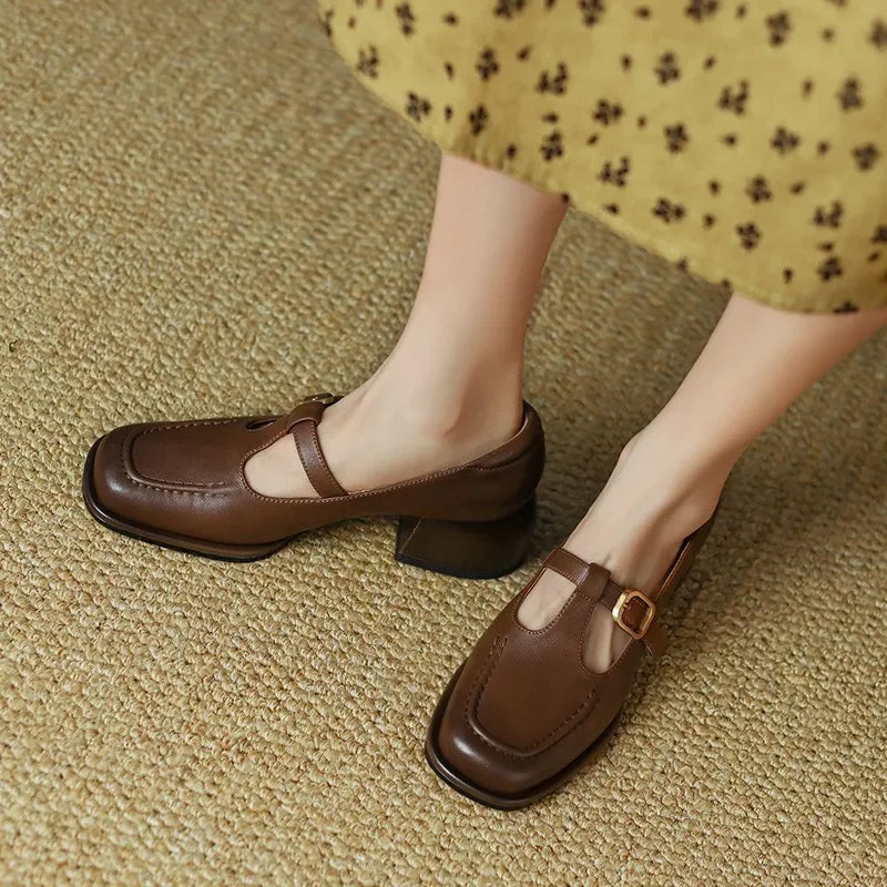 Buty Damskie Mary Jane z Paskiem T-Strap i Kwadratowymi Noskami | Niski Obcas dla Wygody i Stylu 3