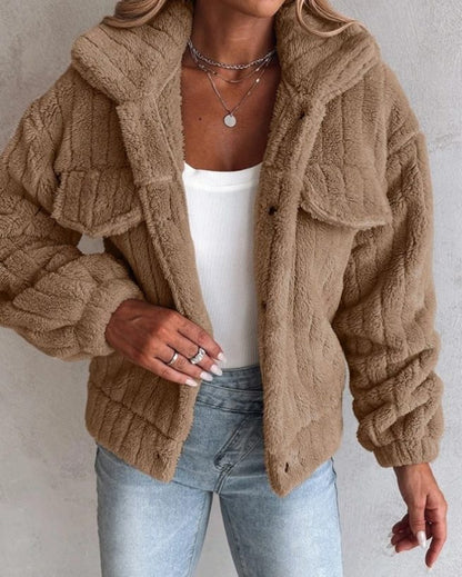 Kurtka Teddy Damska Oversize z Kieszeniami na Piersi