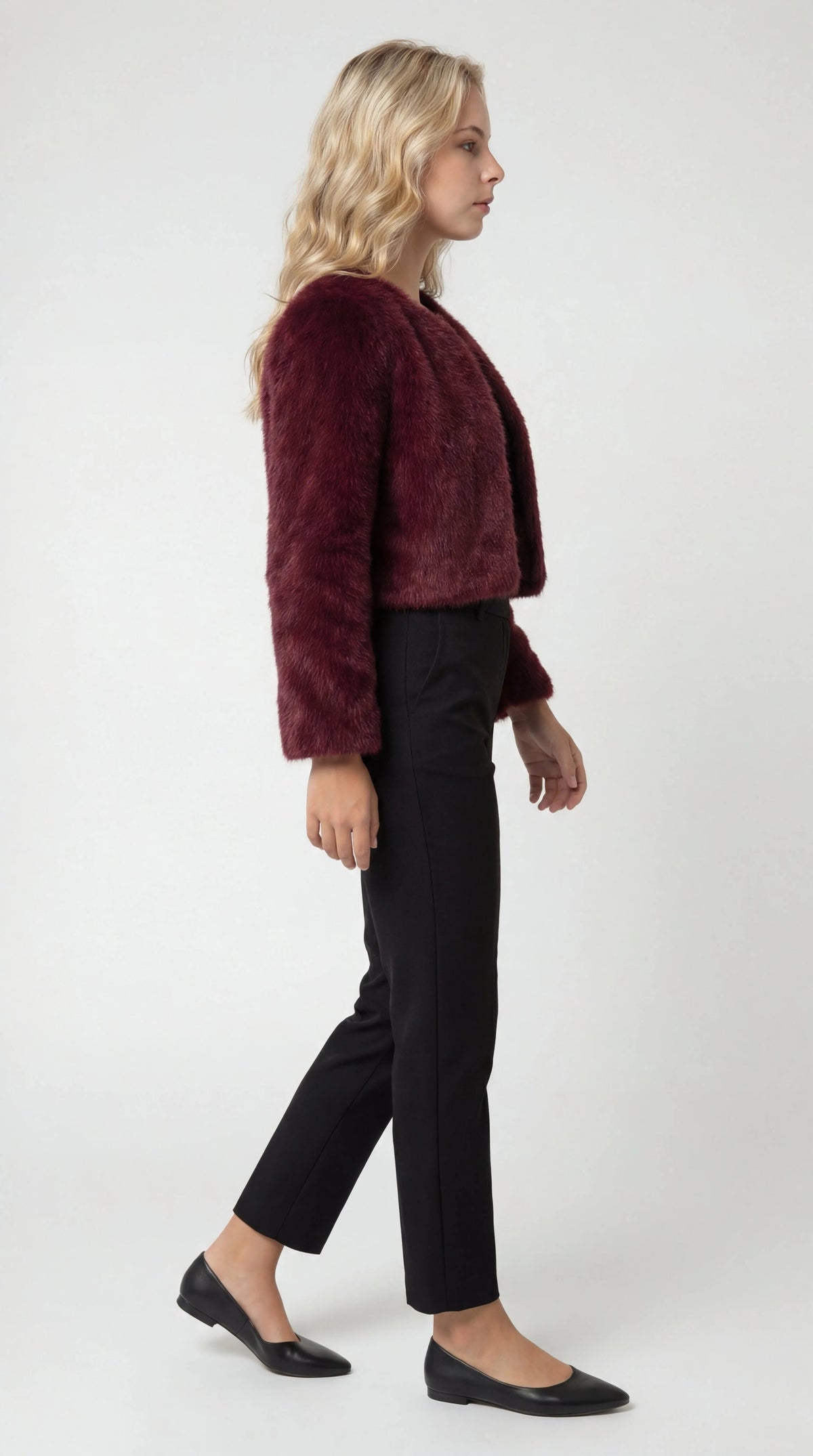 Futerko Damskie Krótkie Eleganckie Bez Zapięcia