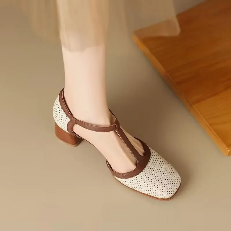 Czółenka Damskie | Czarne Czółenka na Słupku z Paskiem T-Strap | Wygodne i Stylowe Buty na Każdą Okazję 2