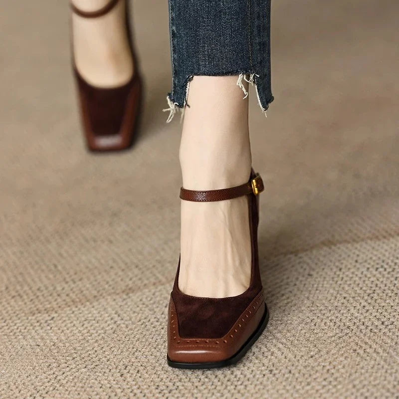 Czółenka Damskie | Czarne Czółenka na Słupku z Paskiem na Kostkę | Elegancki Styl Retro dla Komfortu i Pewności Siebie 2