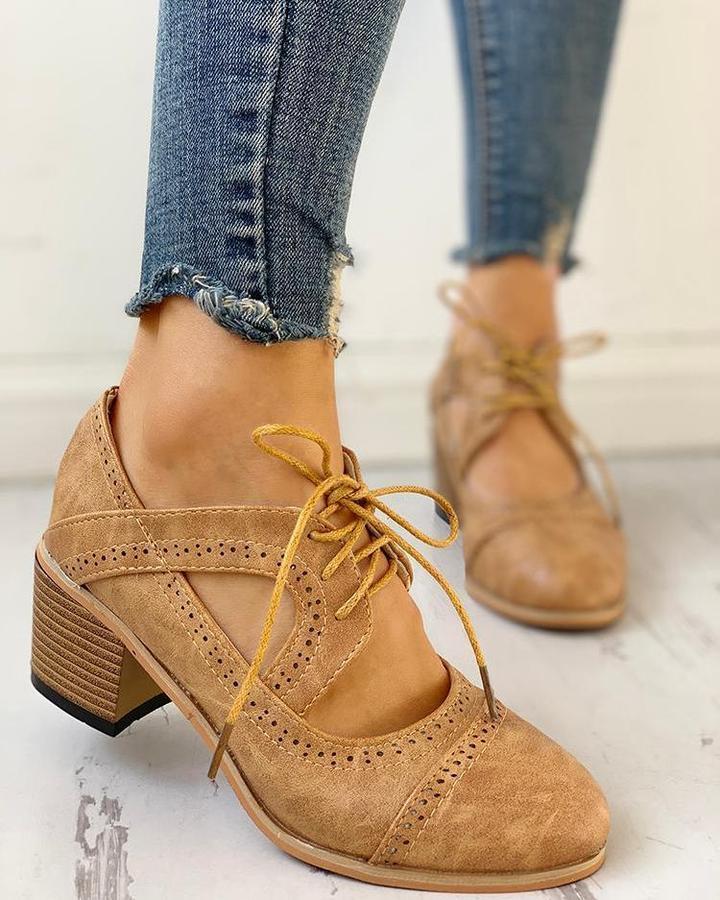 Dafne | Buty Damskie Oxford z Sznurowanym Zapięciem i Perforacjami | Elegancki Styl na Każdą Okazję 1
