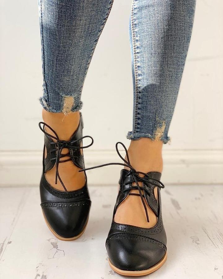 Dafne | Buty Damskie Oxford z Sznurowanym Zapięciem i Perforacjami | Elegancki Styl na Każdą Okazję 3