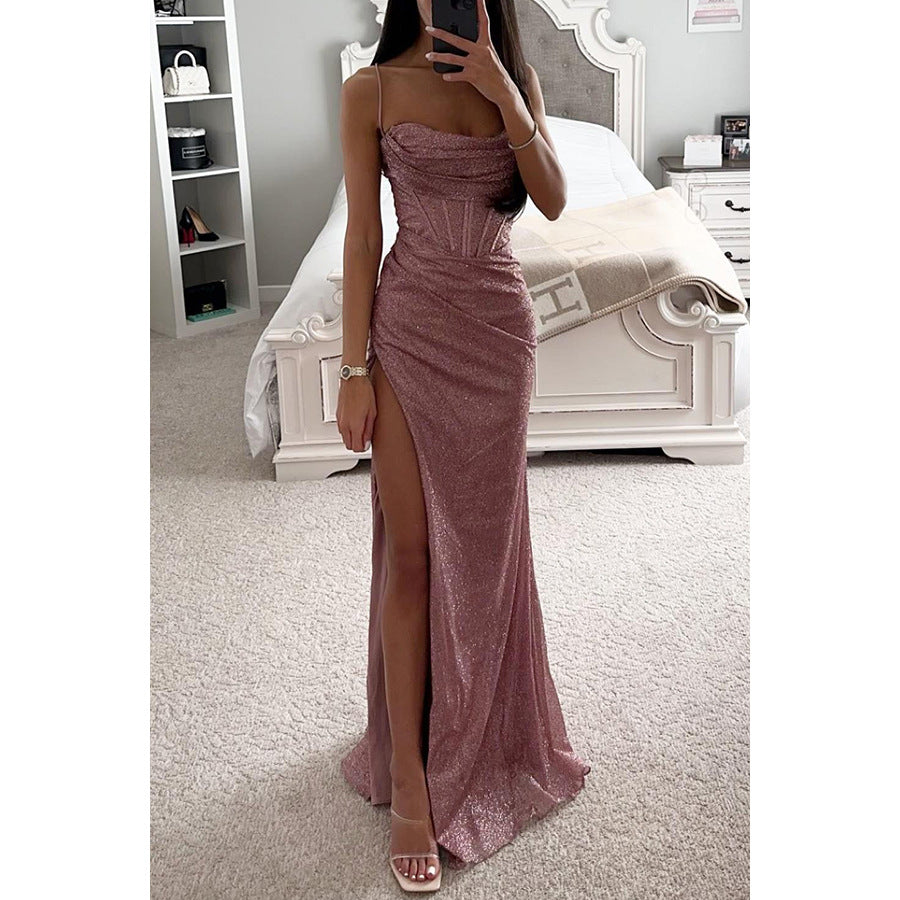 Elegancka Sukienka Maxi z Rozcięciem w Kolorze Różowego Złota | Luksusowy Wygląd na Wieczorne Uroczystości