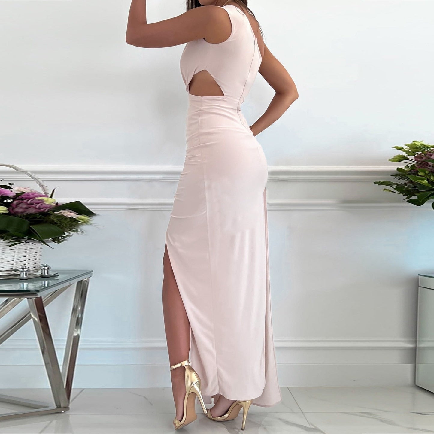 Elegancka Suknia Wieczorowa Maxi z Drapowaniem i Rozcięciem | Stylowy Krój na Specjalne Okazje