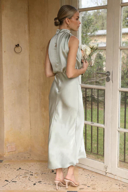 Mia | Elegancka Sukienka Midi Halter na Wesele z Satyny 5