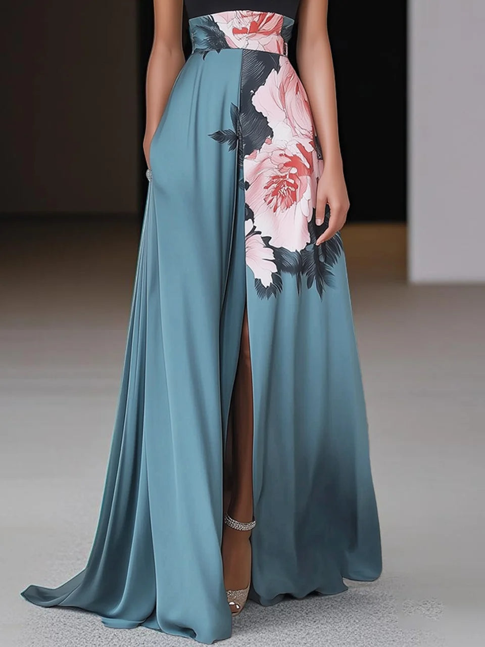 Olivia | Elegancka Czarna Sukienka Maxi z Kwiatowym Dekoltem 2