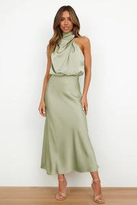 Elegancka Suknia Wieczorowa Halter