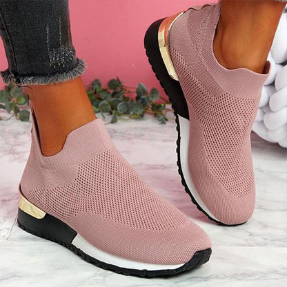 Sneakersy Damskie Wsuwane na Szeroką Stopę