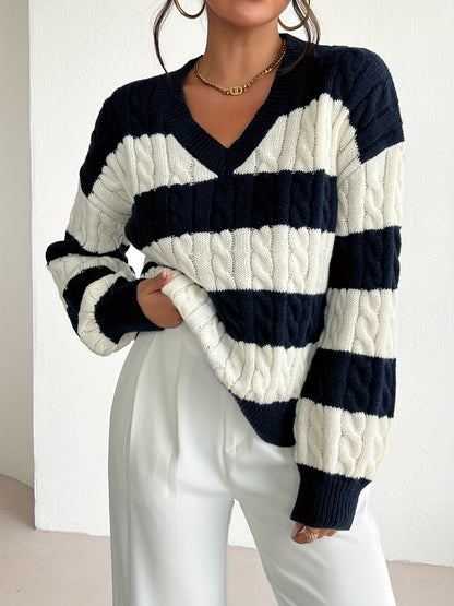 Sweter w Paski Damski Granatowy w Serek