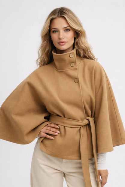 Stylowy Krótki Płaszcz Oversize z Paskiem i Wysokim Kołnierzem | Elegancka Odzież Wierzchnia dla Nowoczesnych Kobiet