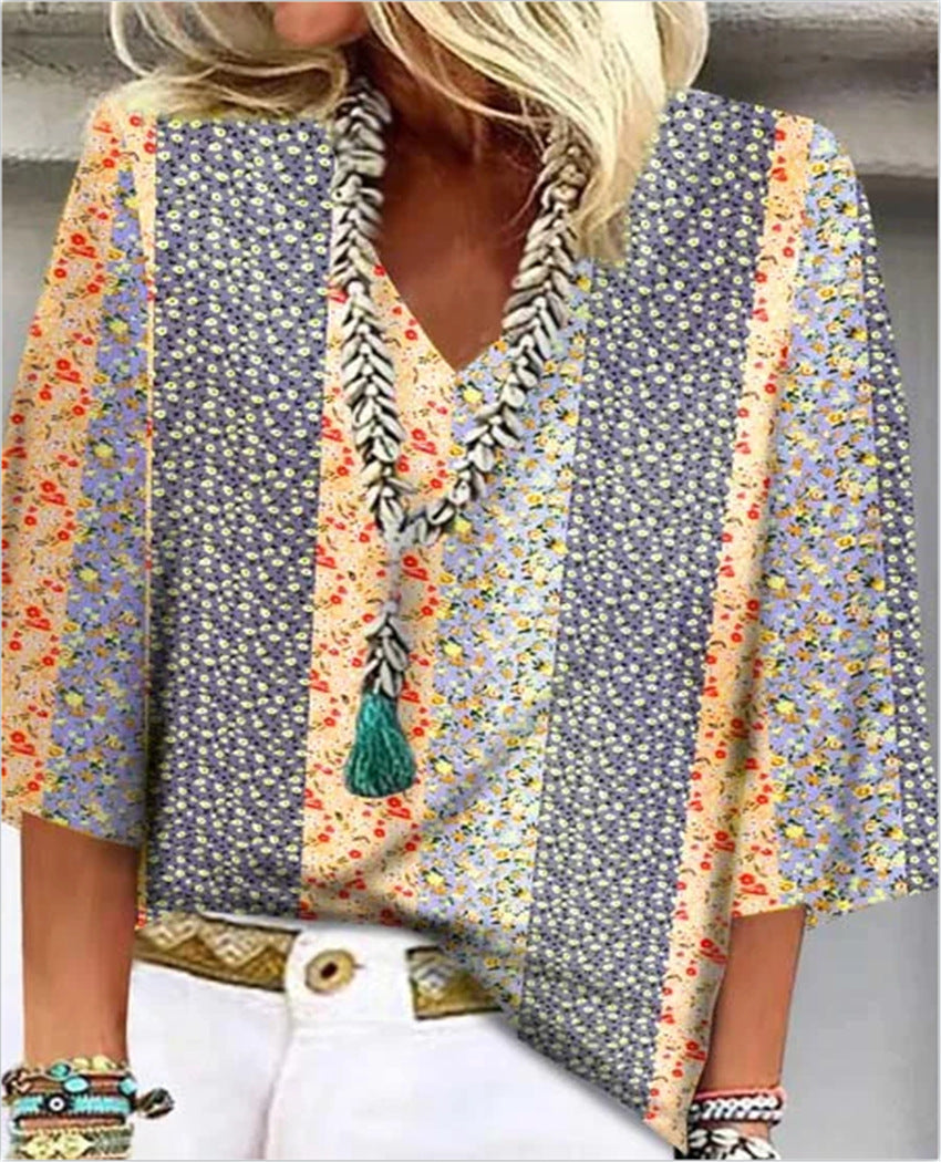 Stylowy Top Damski z Kwiatowym Patchworkiem i Dekoltem V | Lekki i Elegancki na Ciepłe Dni 2